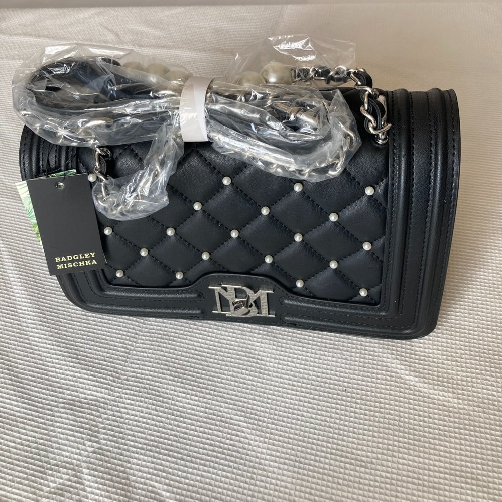 Last Chance! NWT Badgley Mischka Letter Lock with Pearls – Vegan Leather